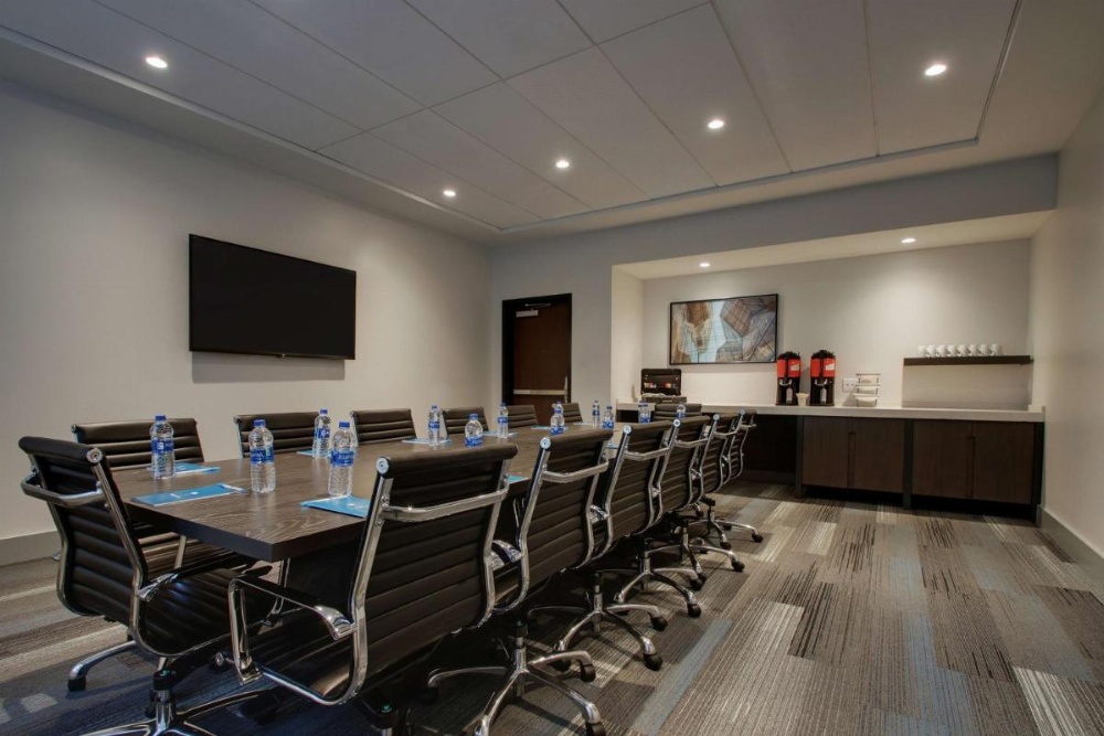 Hyatt House Oak Brook Image 16