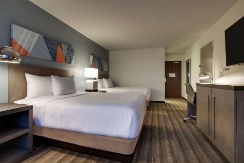 Hyatt House Oak Brook image 5